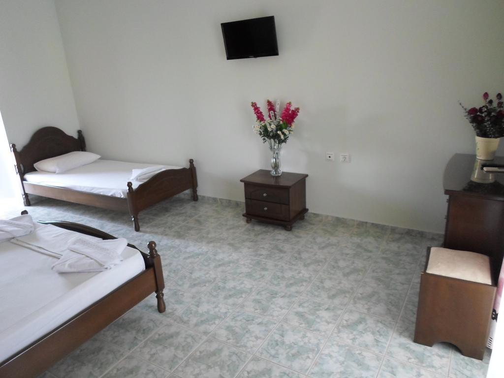 Hotel Villa Basil Планос Екстер'єр фото
